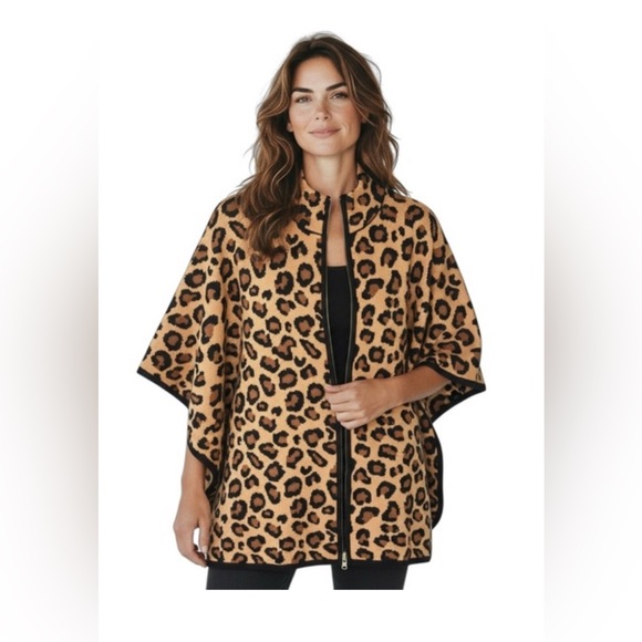 Tahari Sweaters - Tahari Leopard Zip Poncho – Large